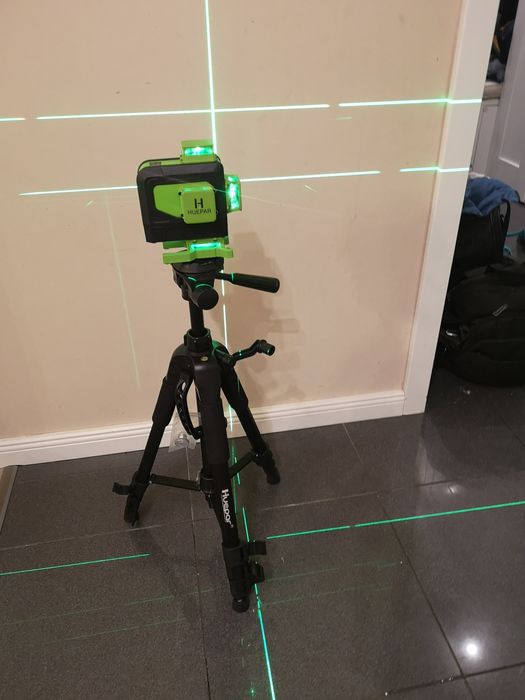 4D Лазерен нивелир Huepar+трипод