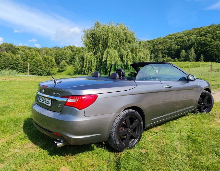 Lancia Flavia Cabrio 2.4 Automată, GPL, 170 CP, 2012