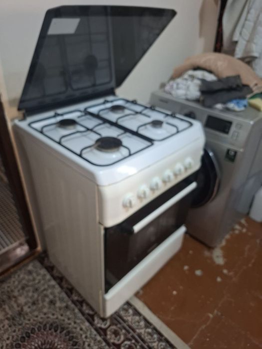 Gaz plita sotiladi