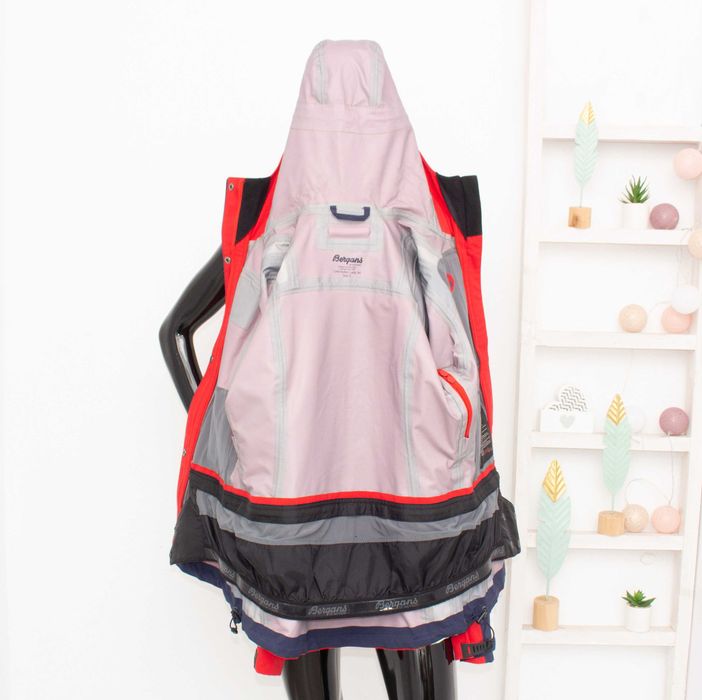 Bergans Kollen Lady дамско ски яке с Recco Dermizax водоустойчиво S