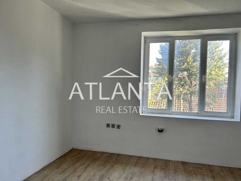 Продава се Офис в Варна, Галата - 230 кв.м за 761 €/кв.м - Снимка #1