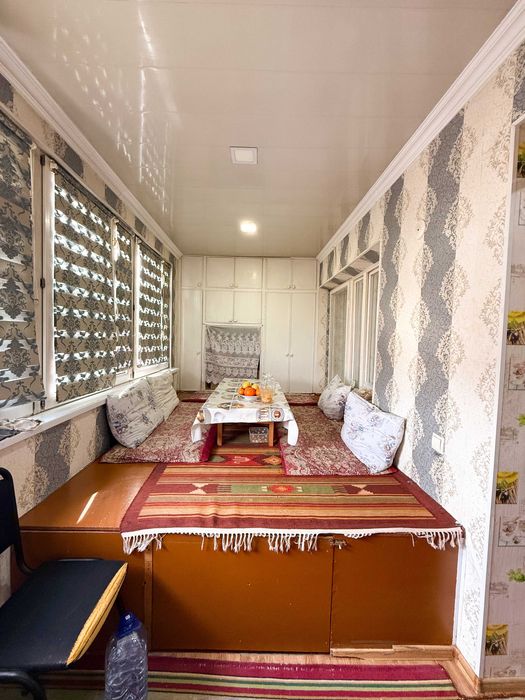 3 xonali uy sotiladi