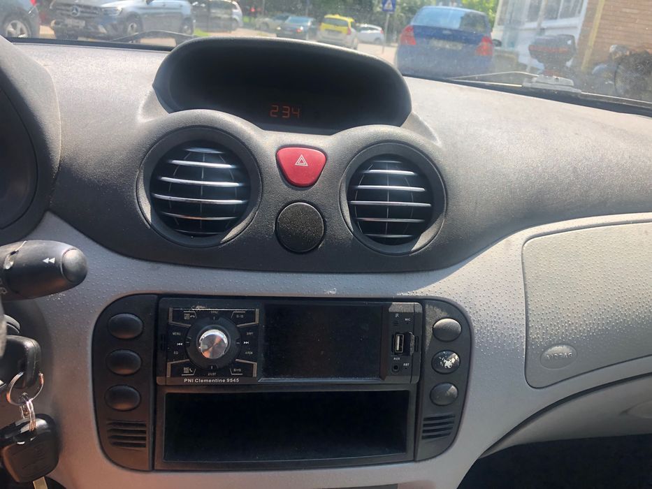 Citroen C3 1,1 Benzina anul 2005