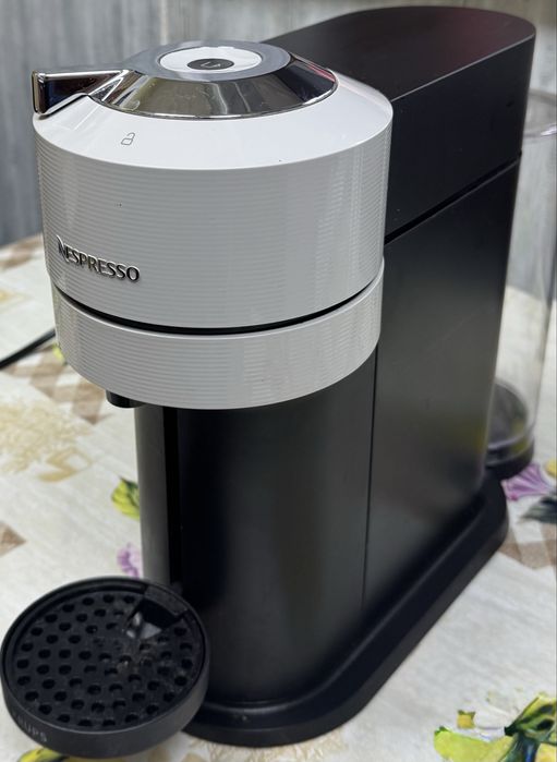 Кафемашина NESPRESSO Vertuo Next