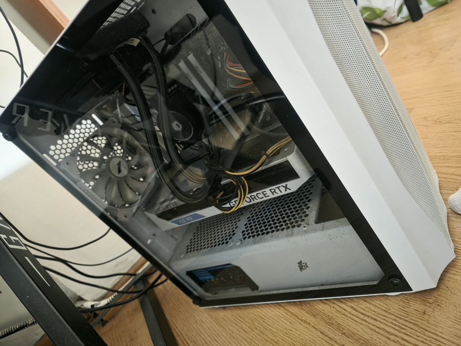 PC Gaming & Streaming PRO | RTX 4060 Ti | i5-12600KF | 32GB RAM | WiFi | Răcire Lichid