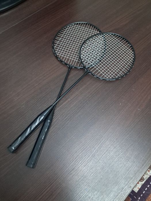 Ракетки для бадминтона