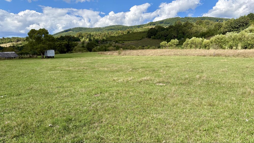 Teren intravilan de 2400 m² de vânzare în Sovata – Strada Alunei
