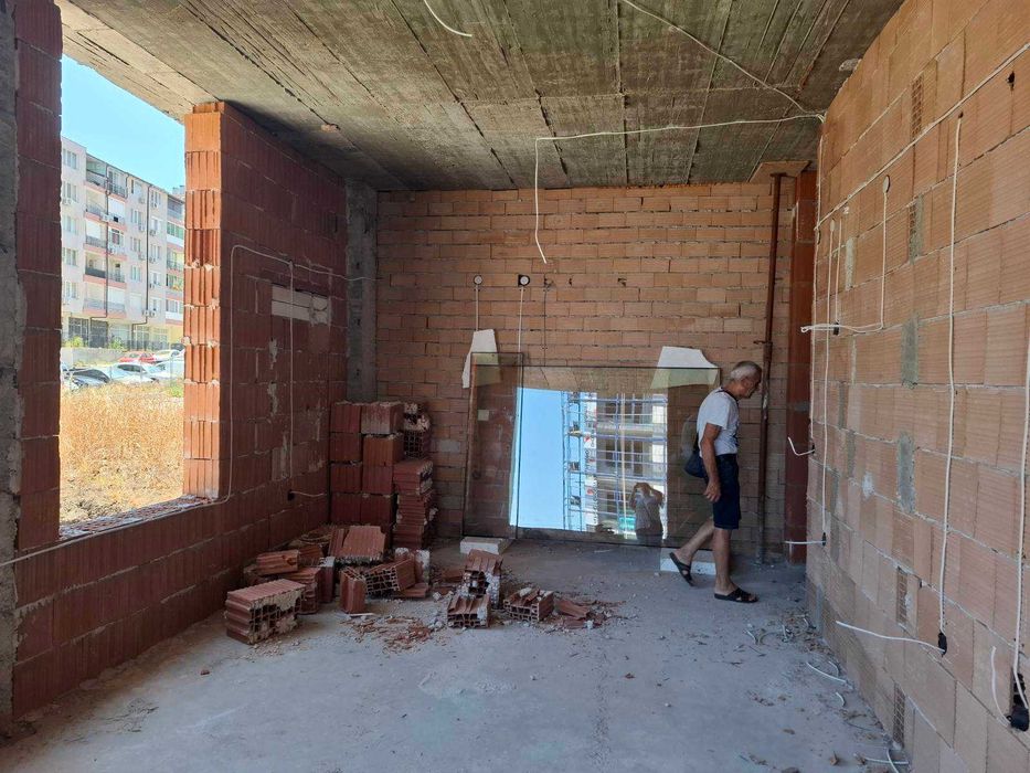 Продава се Двустаен апартамент в Бургас, Меден рудник - зона А - 63 кв.м за 632 €/кв.м - Снимка #8