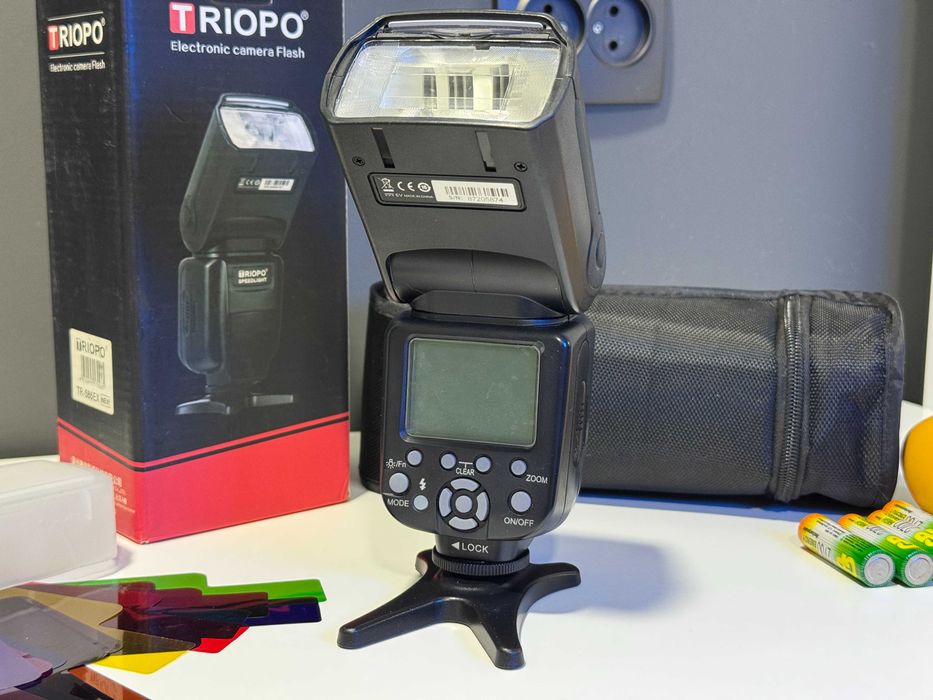 Вспышка Triopo TR-586EX