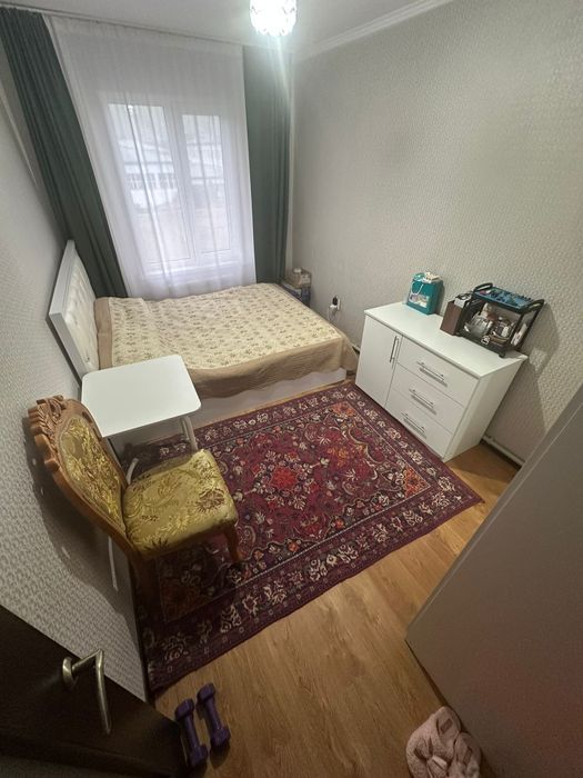 Продаю  квартиру в Талгаре автобаза