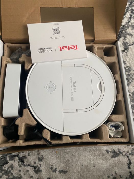 Робот пылесос продам