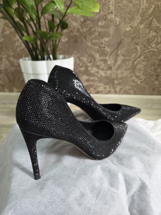 Туфли вечерние бренд Basconi