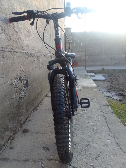 Велик не знаю какой