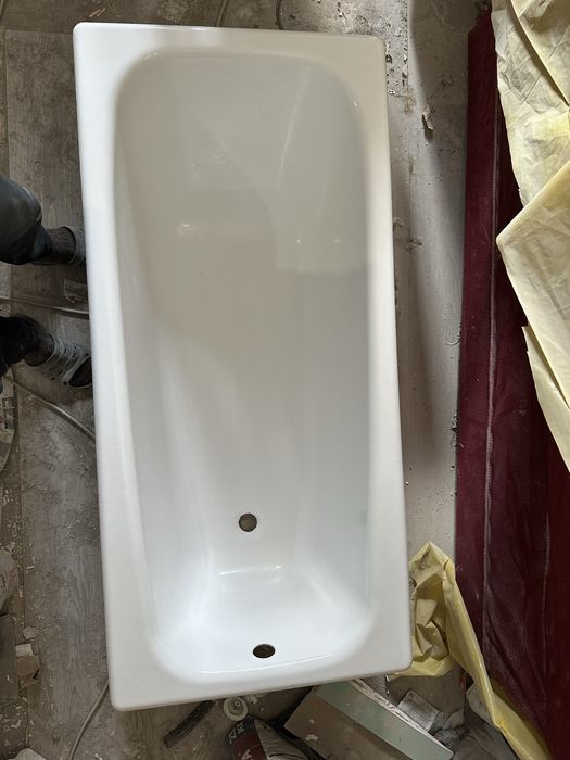 Ванна и унитаз в отличном состоянии