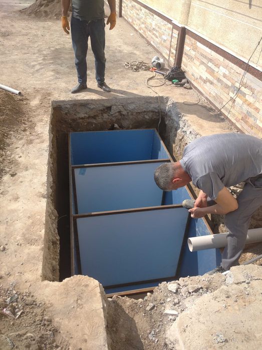 Выгребные и переливные септик емкости для канализации.