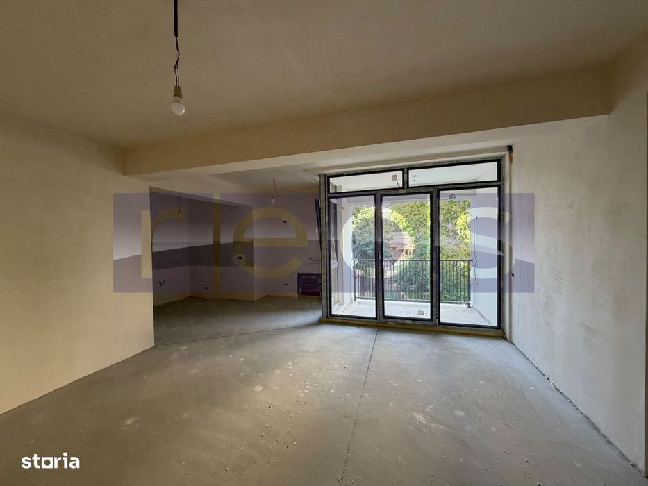 Vanzare Garsoniera 30Mp | Lizeanu | Bloc Nou | Parcare | Terasa