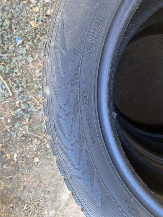 Шины зимние 215/55 R17