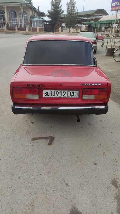 ВАЗ лада 2107 отличный