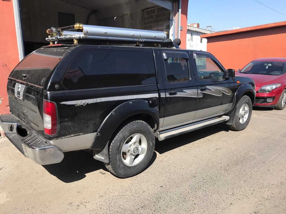 Нови! Уширители за калници / Раздувки за Nissan Navara D22