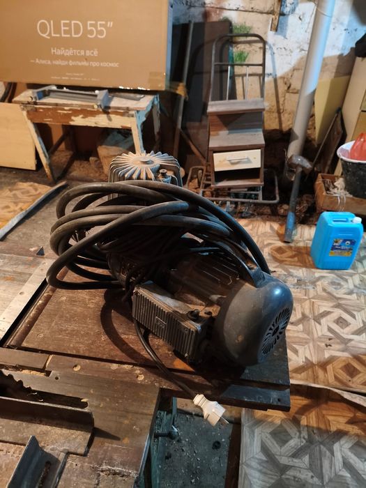 В продаже мембранный компрессор.