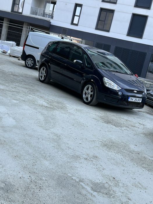 Vand .Ford S Max sau schimb cu audi a4