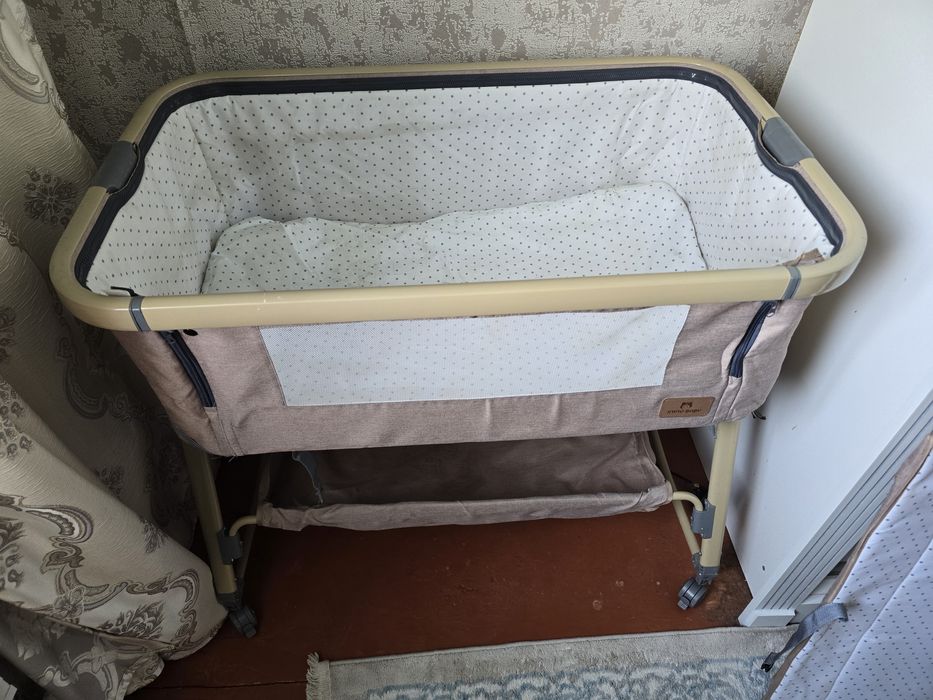 Продам детские вещи