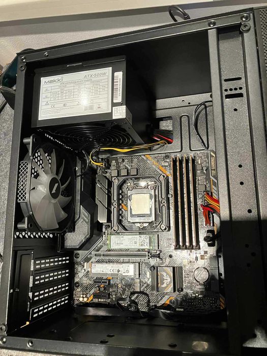 Компютър за Игри i5 8400 GTX 1060/RX 9060 XT 32GB RAM 512 SSD Гаранция