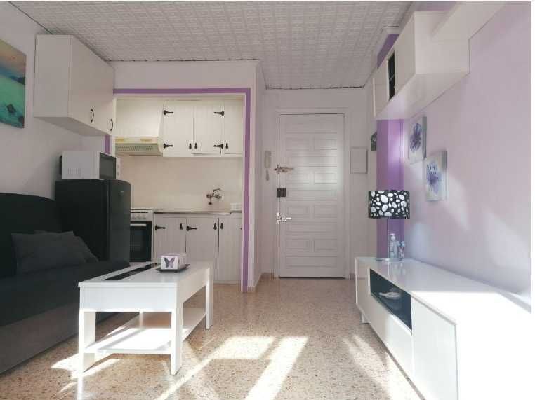 Дава се под наем Двустаен апартамент в Пловдив, Каменица 2 - 78 кв.м за 280.5 € - Снимка #2