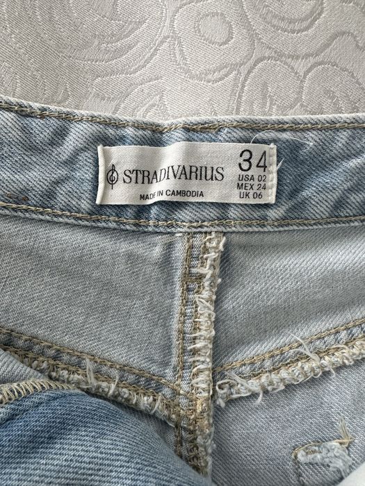 Чисто нови къси панталони/бермуди от Stradivarius 34размер