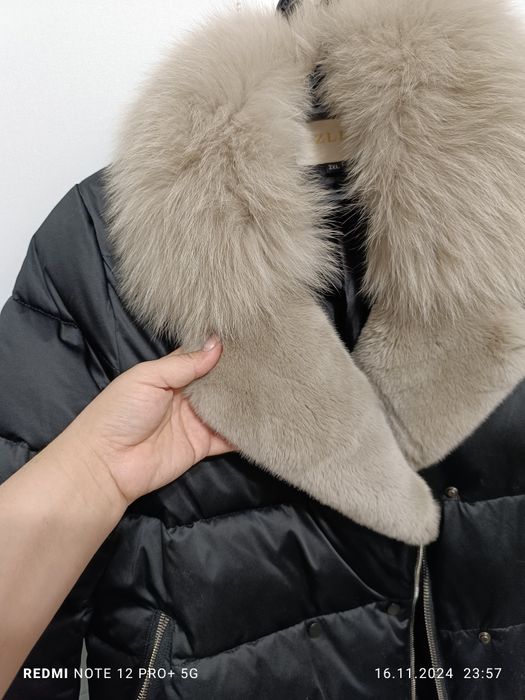 Зимняя куртка продается