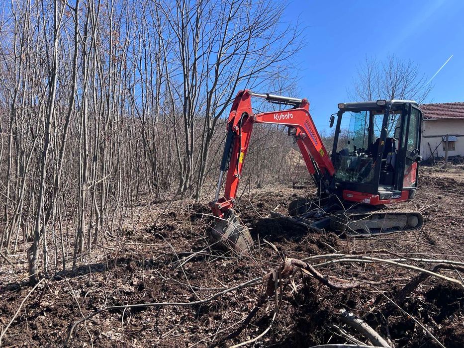 Услуги с мини багер и комбиниран багер