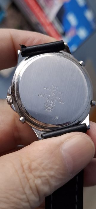 ACURIST ceas de mînă bărbătesc cu baterie și curea din piele.