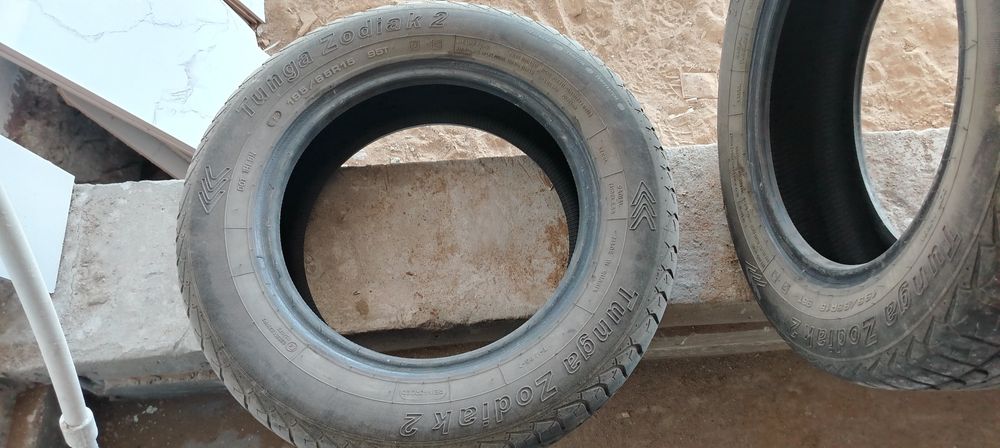 Продам Шины 2 шт