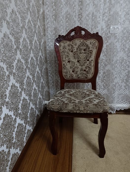 Продаётся стулья