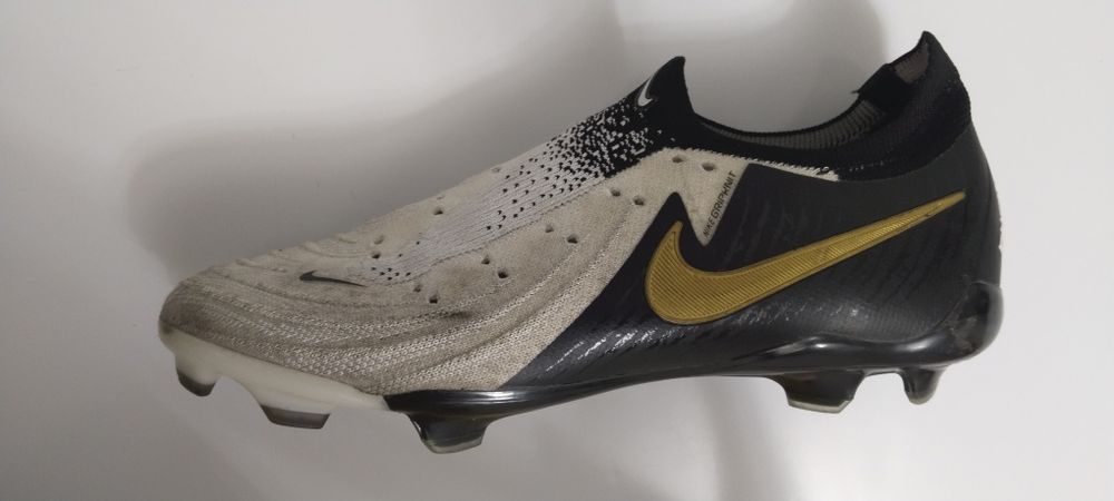 Бутсы nike phantom