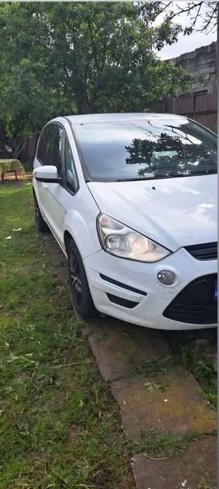 Ford S-max 2012.