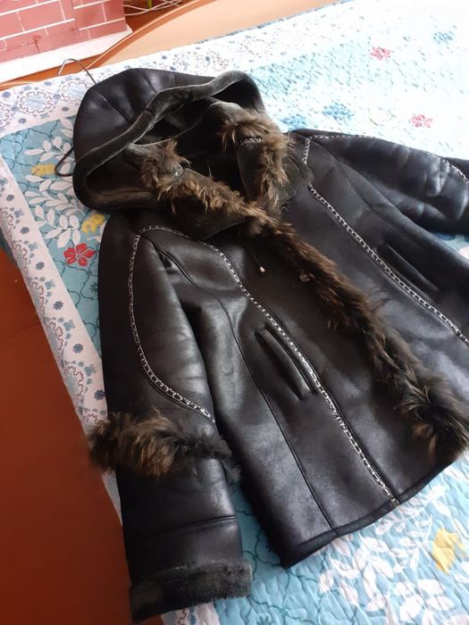 Продаю женскую дублёнку