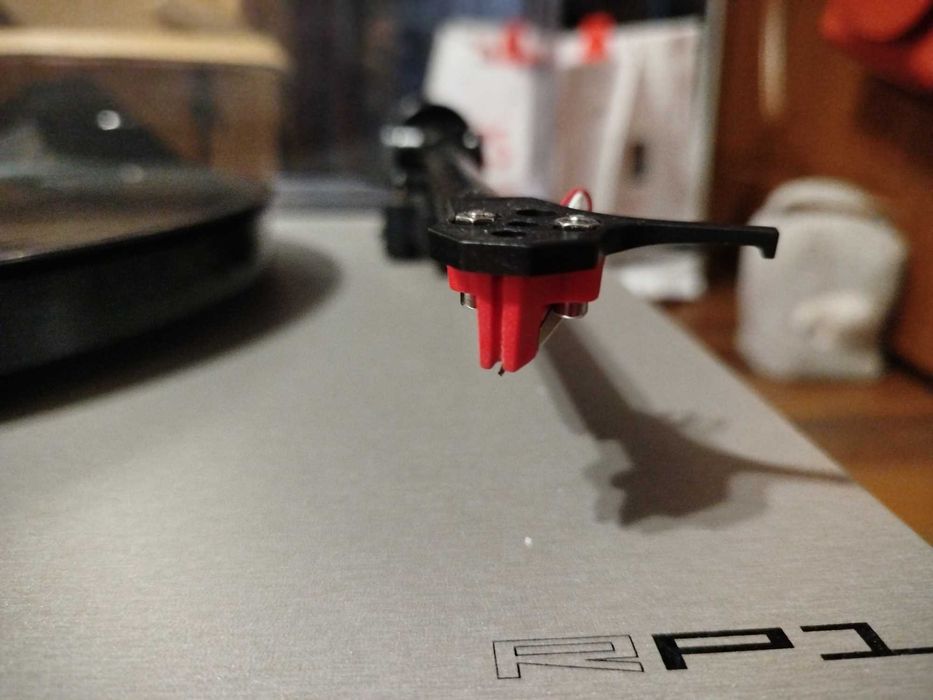 Pick-up Turntable Rega RP1 , doza Rega Bias