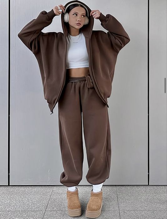 Спортивный костюм