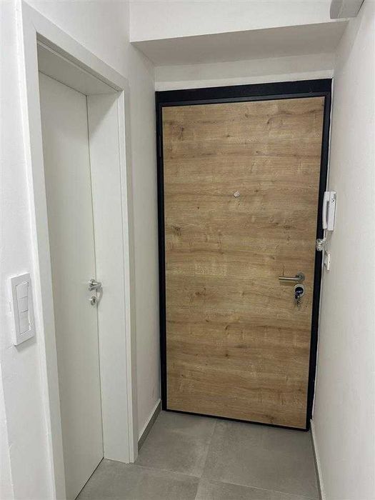 Дава се под наем Тристаен апартамент в Пловдив, Южен - 85 кв.м за 367.2 € - Снимка #3