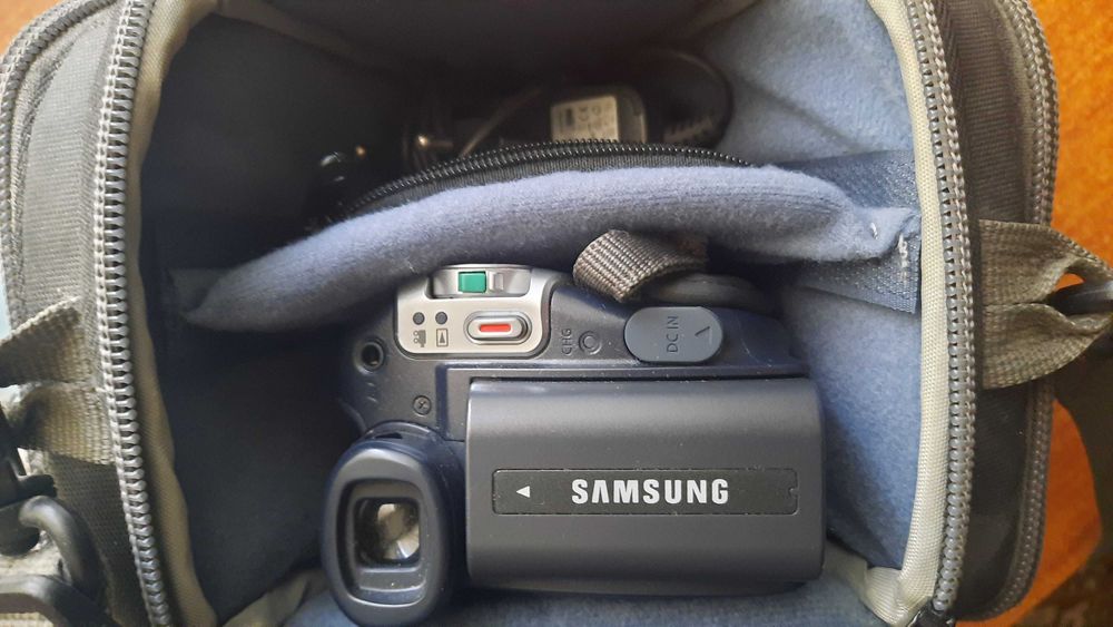 Стара Видео Камера Samsung vp-dc 171