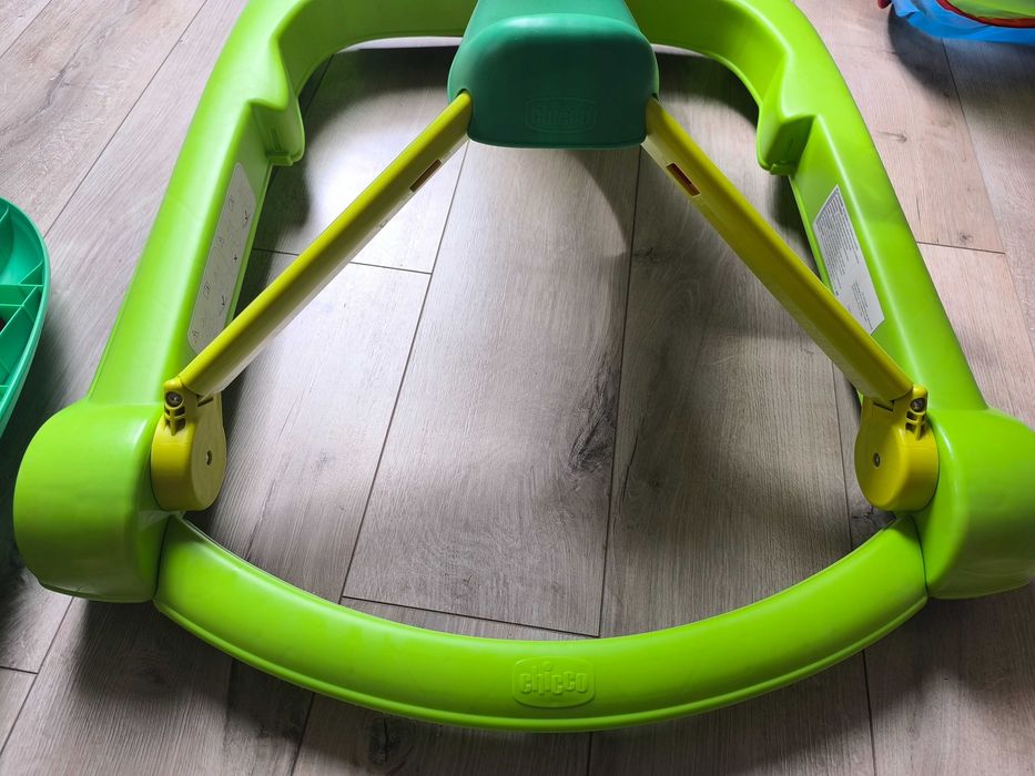 Проходилка Chicco baby wallker 123