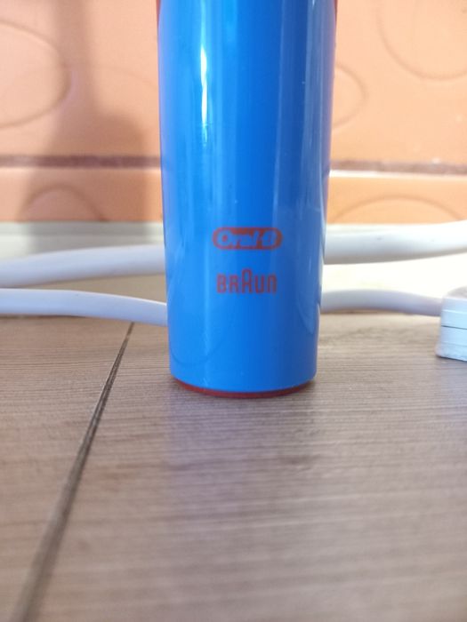 Periuța de dinți OrabB