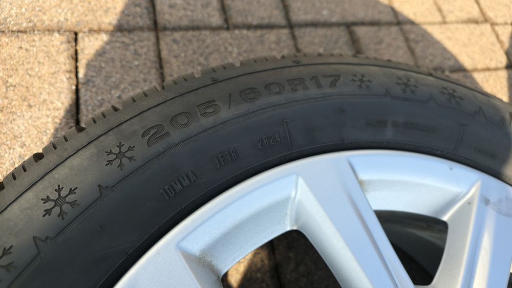 Jante Originale BMW 5x112 + Cauciucuri 205/60r17 *DOT2024 DUNLOP Iarna