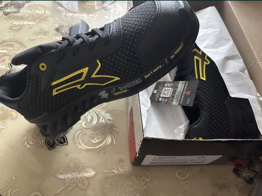 Bocanci munca UPower, model Bruce si Mike