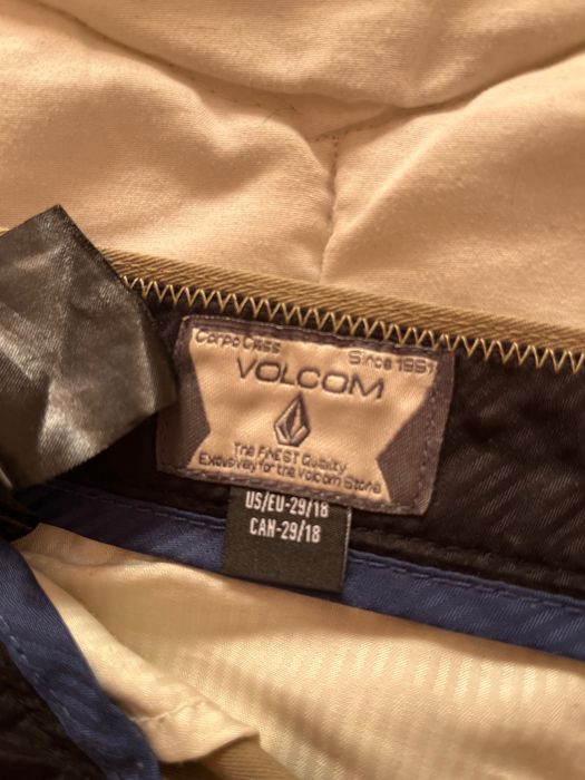 Volcom къси панталони