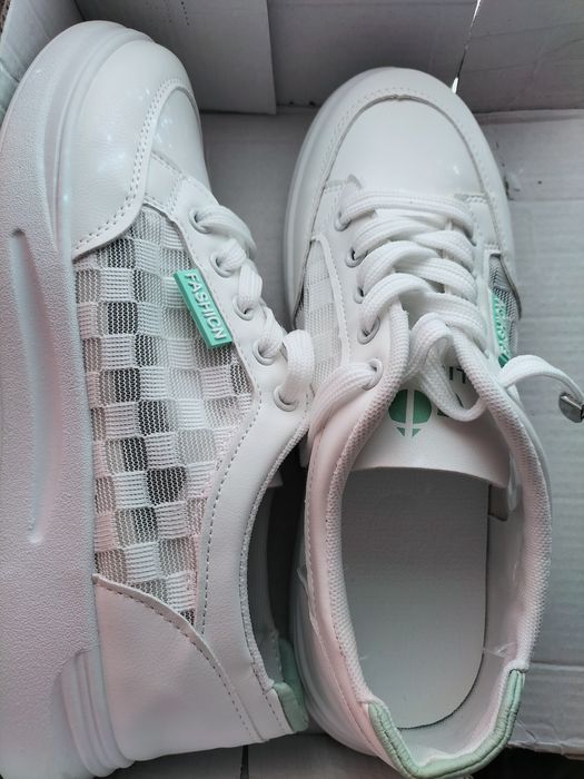 Туфли красовка сатылды6500т