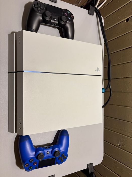 Sony playstation 4  playstation 4 ps4 ps4