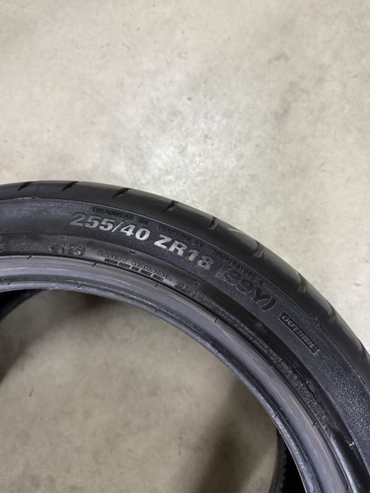 Vand 2 anvelope 225/45R18 + 2 anvelope 255/40 R18