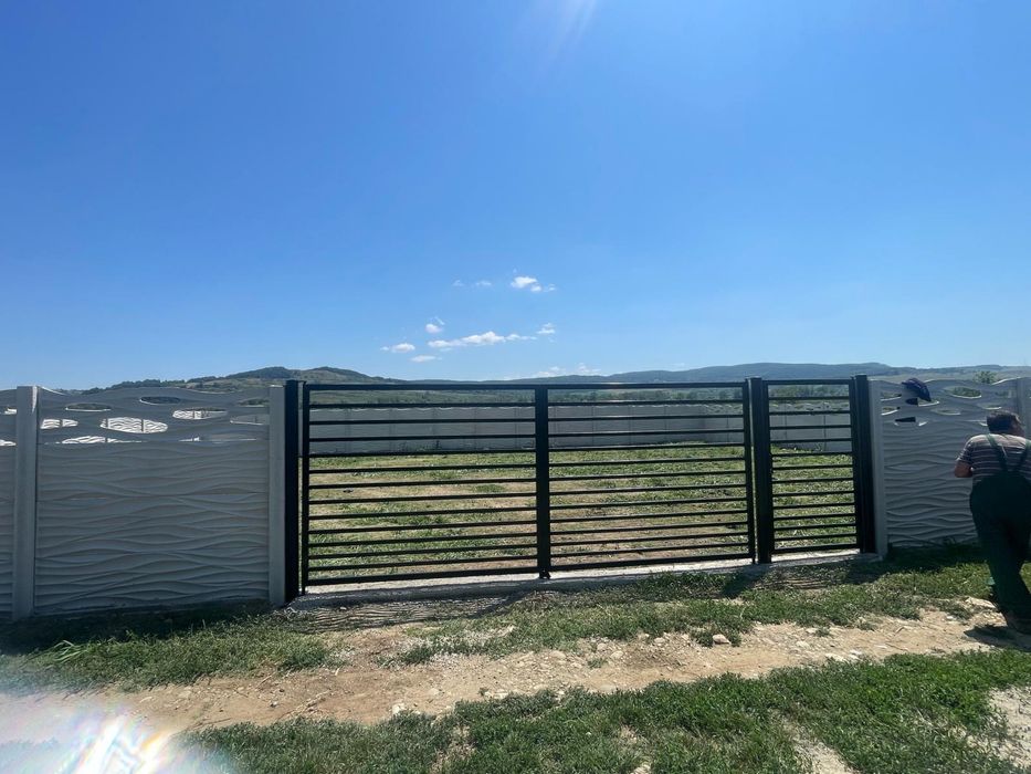 Vând teren in Băcia